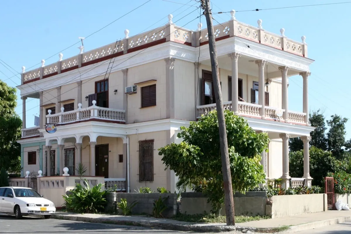 Hostal Bahia